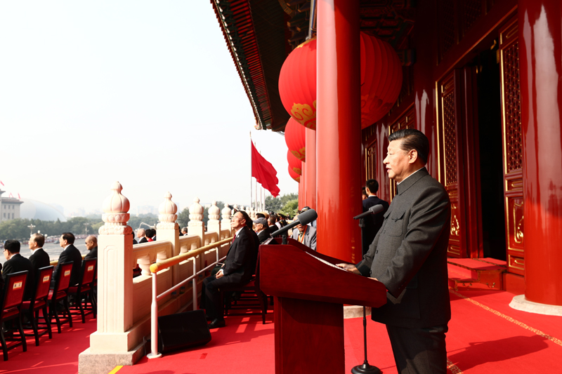 10月1日上午，慶祝中華人民共和國成立70周年大會在北京天安門廣場隆重舉行。中共中央總書記、國家主席、中央軍委主席習近平發(fā)表重要講話。